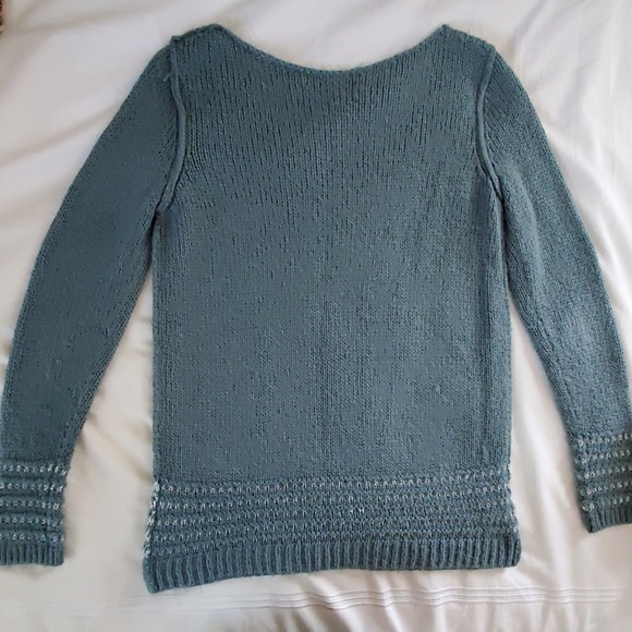 Lauren Conrad sweater - Picture 2 of 4